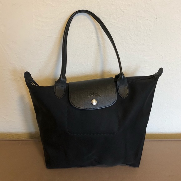 longchamp medium tote bag